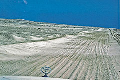 Unterwegs mit dem Land Cruiser in der Wüste